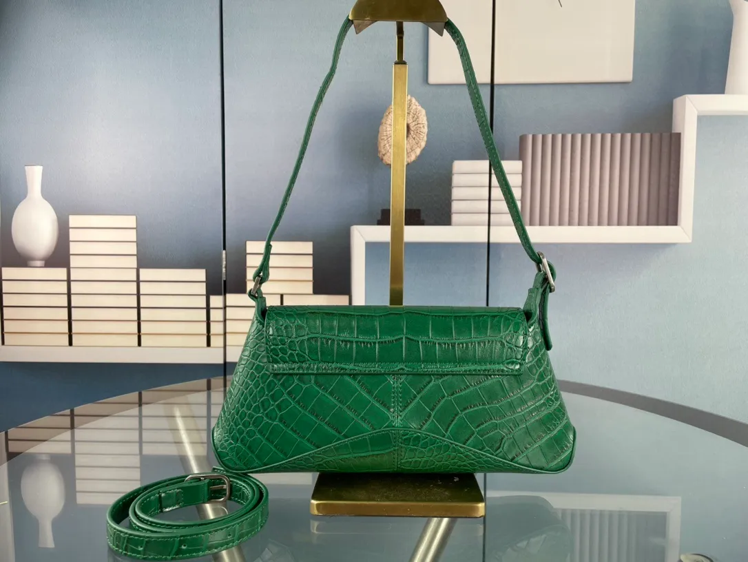 All categories Official website "Brand Women's Bags" Women's Bags 💙 BALENCIAGA 2023 latest Balenciaga crossbody bag