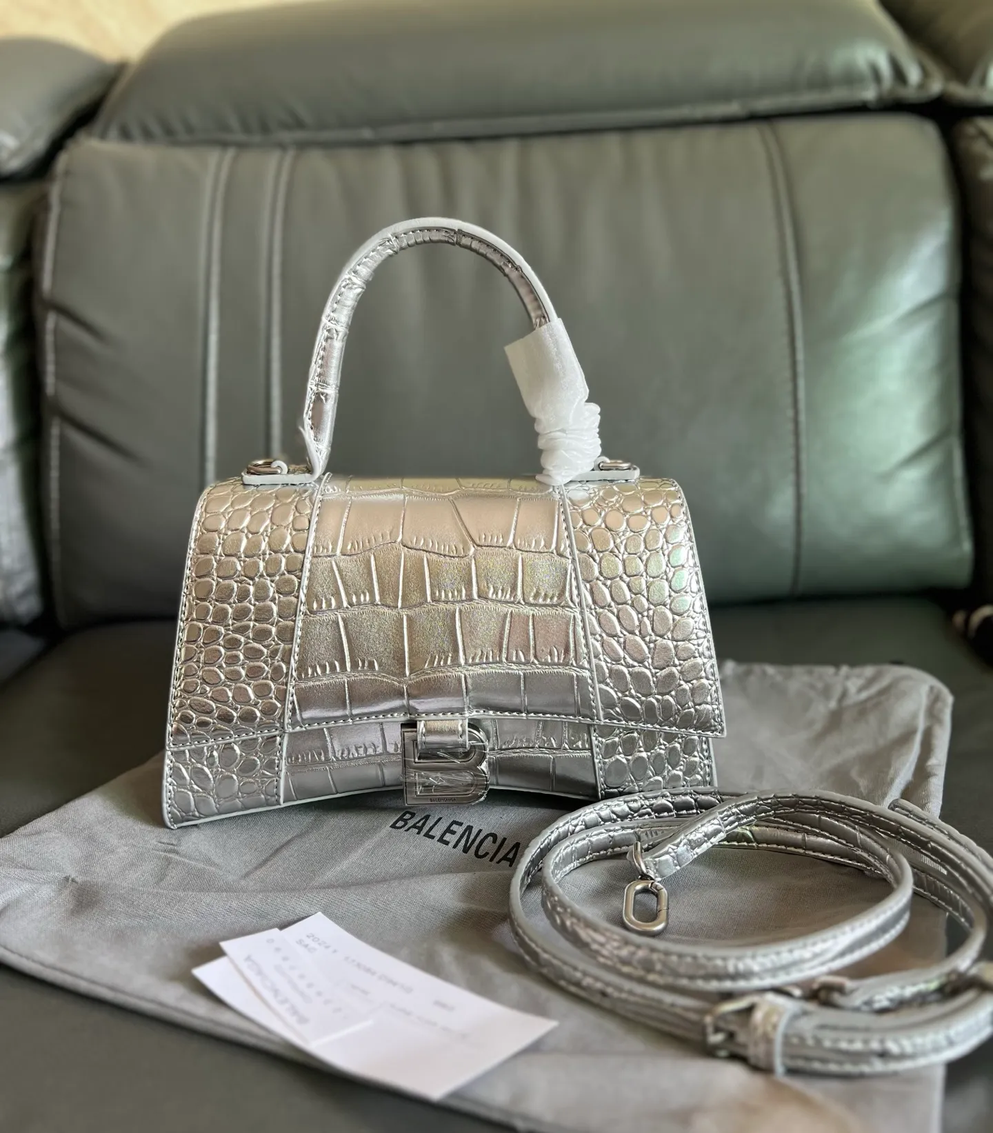 All Categories Official Website "Brand Women's Bags" Women's Bags 💙 BALENCIAGA 2026 New BALENCIAGA Crocodile Pattern Buckle Hourglass Bag