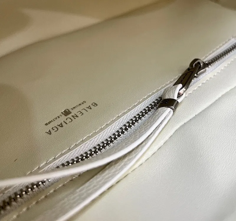 All Categories Official Website "Brand Women's Bags" Women's Bags 💙 BALENCIAGA 2025 New Balenciag Carrie Bowling Bag