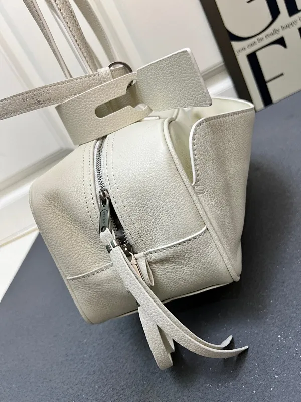 All Categories Official Website "Brand Women's Bags" Women's Bags 💙 BALENCIAGA 2025 New Balenciag Carrie Bowling Bag