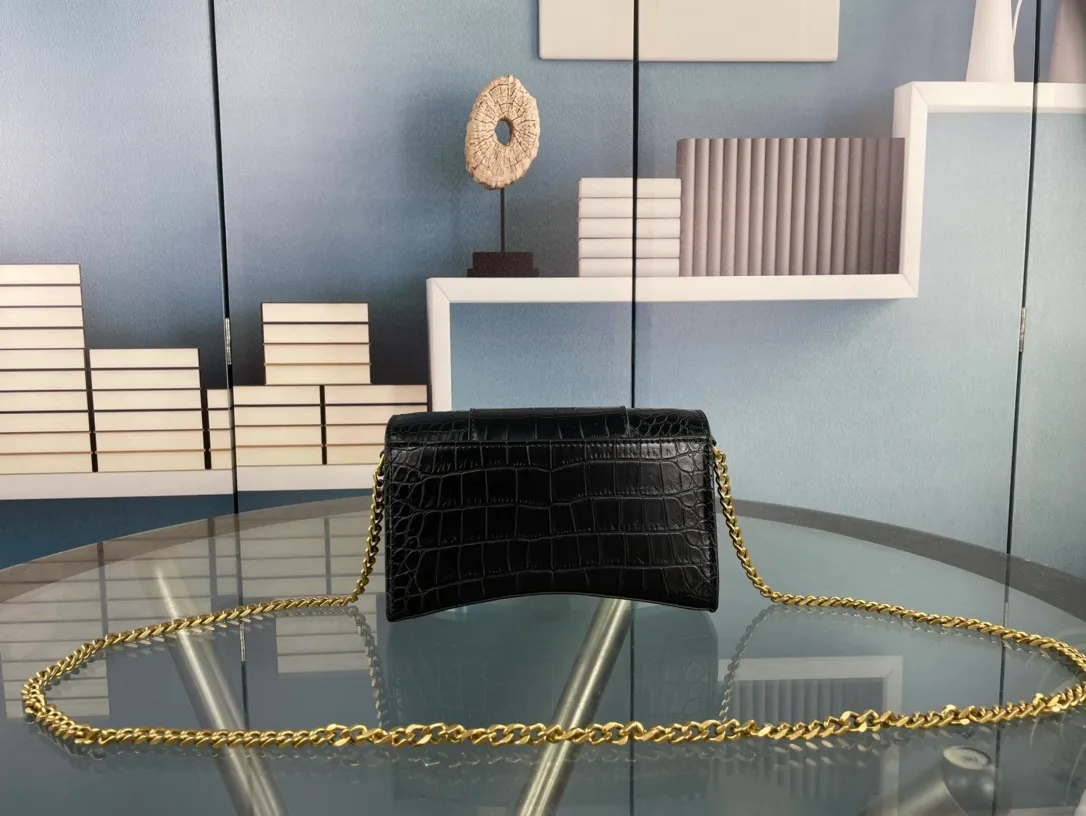 All categories Official website "Brand Women's Bags" Women's Bags 💙 BALENCIAGA 2023 latest Balenciaga crossbody bag