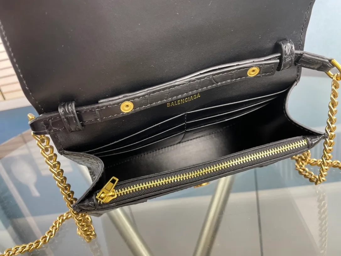 All categories Official website "Brand Women's Bags" Women's Bags 💙 BALENCIAGA 2023 latest Balenciaga crossbody bag