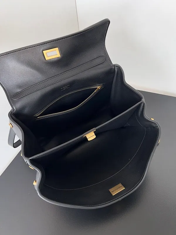 All Categories Balenciaga Women's Bags (Balenciaga) Balenciaga 2589