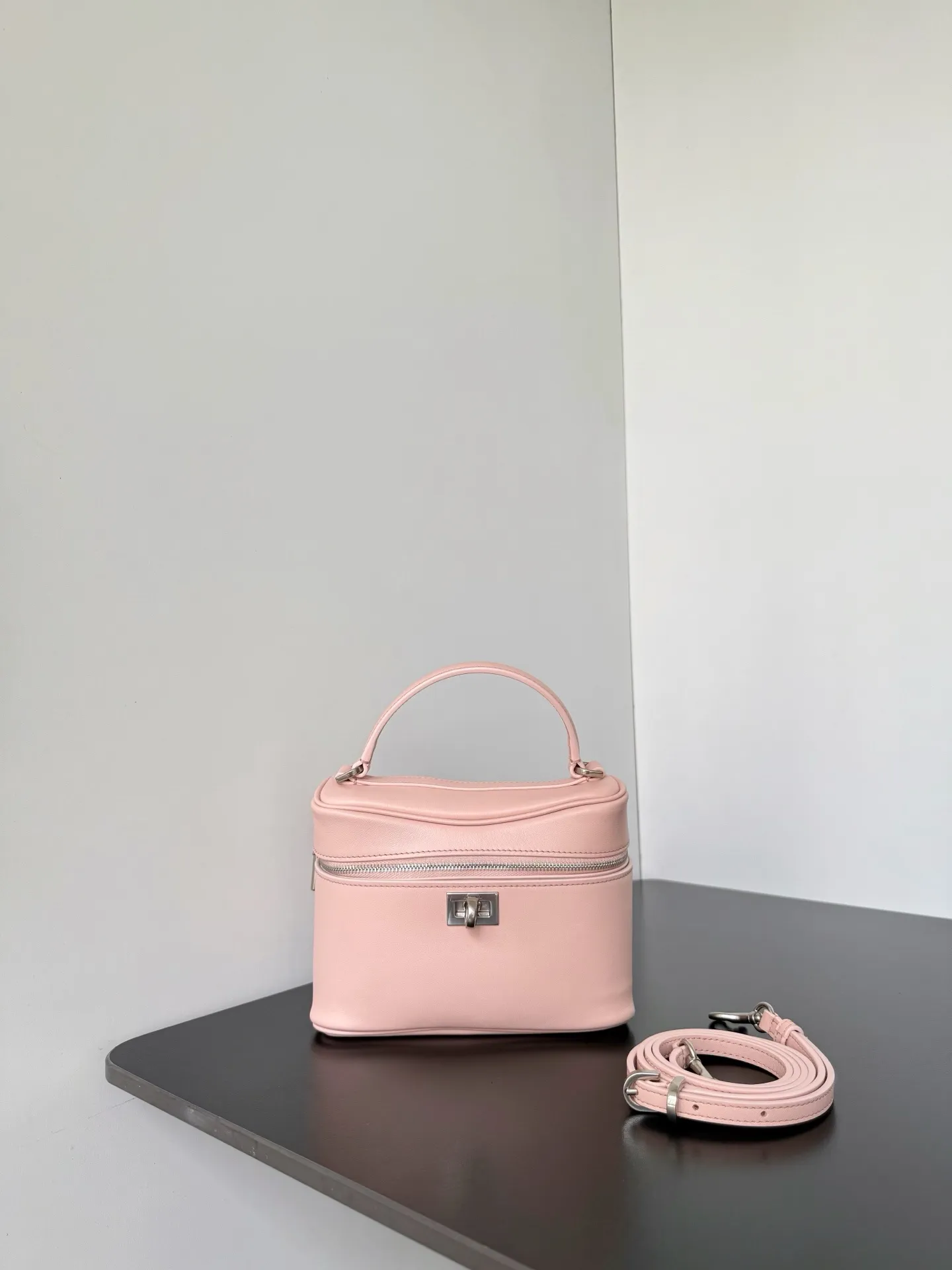 All Categories Balenciaga Women's Bags (Balenciaga) Balenciaga 1812