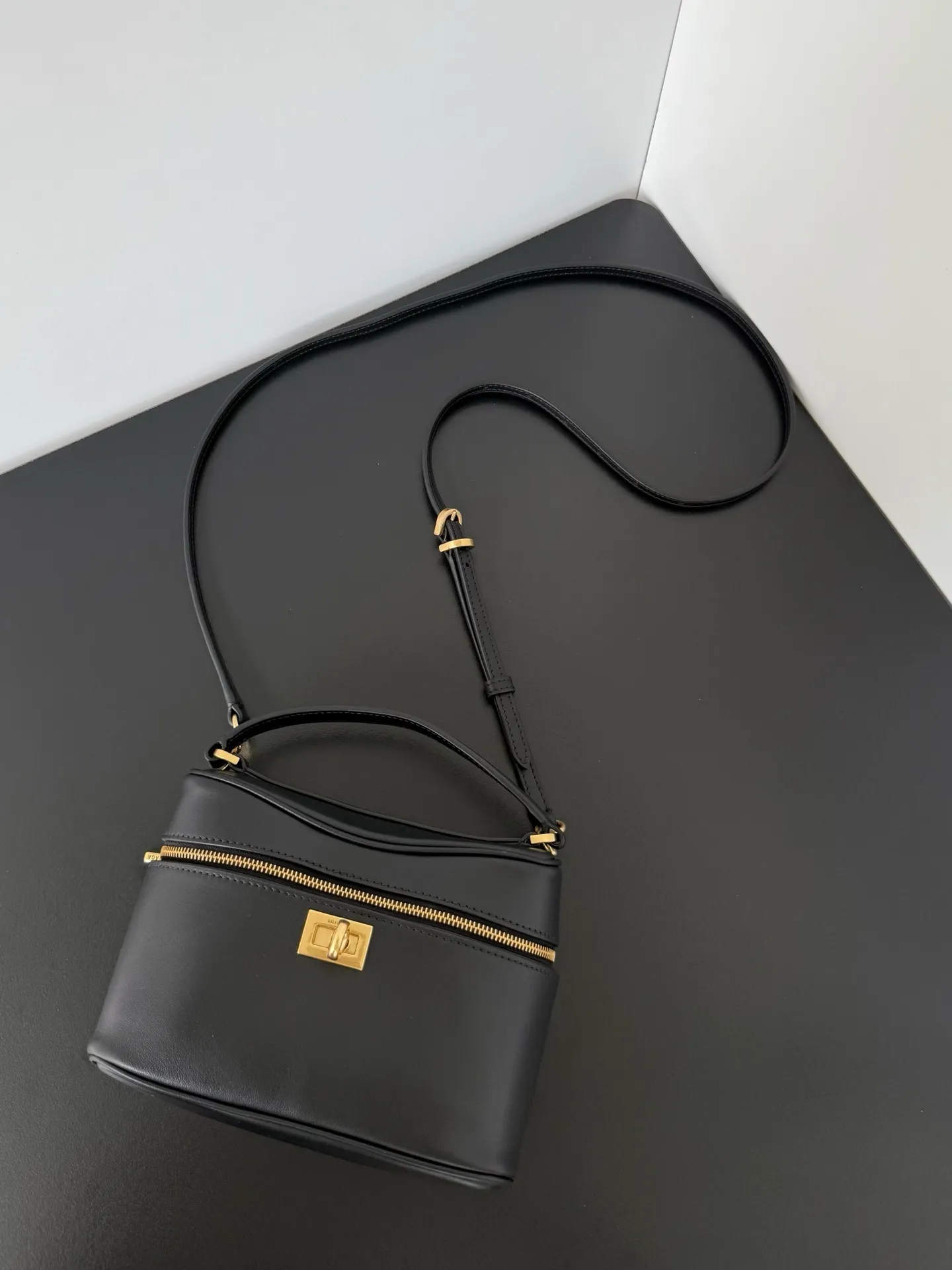 All Categories Balenciaga Women's Bags (Balenciaga) Balenciaga 1812