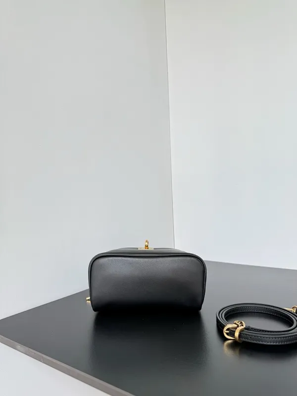 All Categories Balenciaga Women's Bags (Balenciaga) Balenciaga 1812