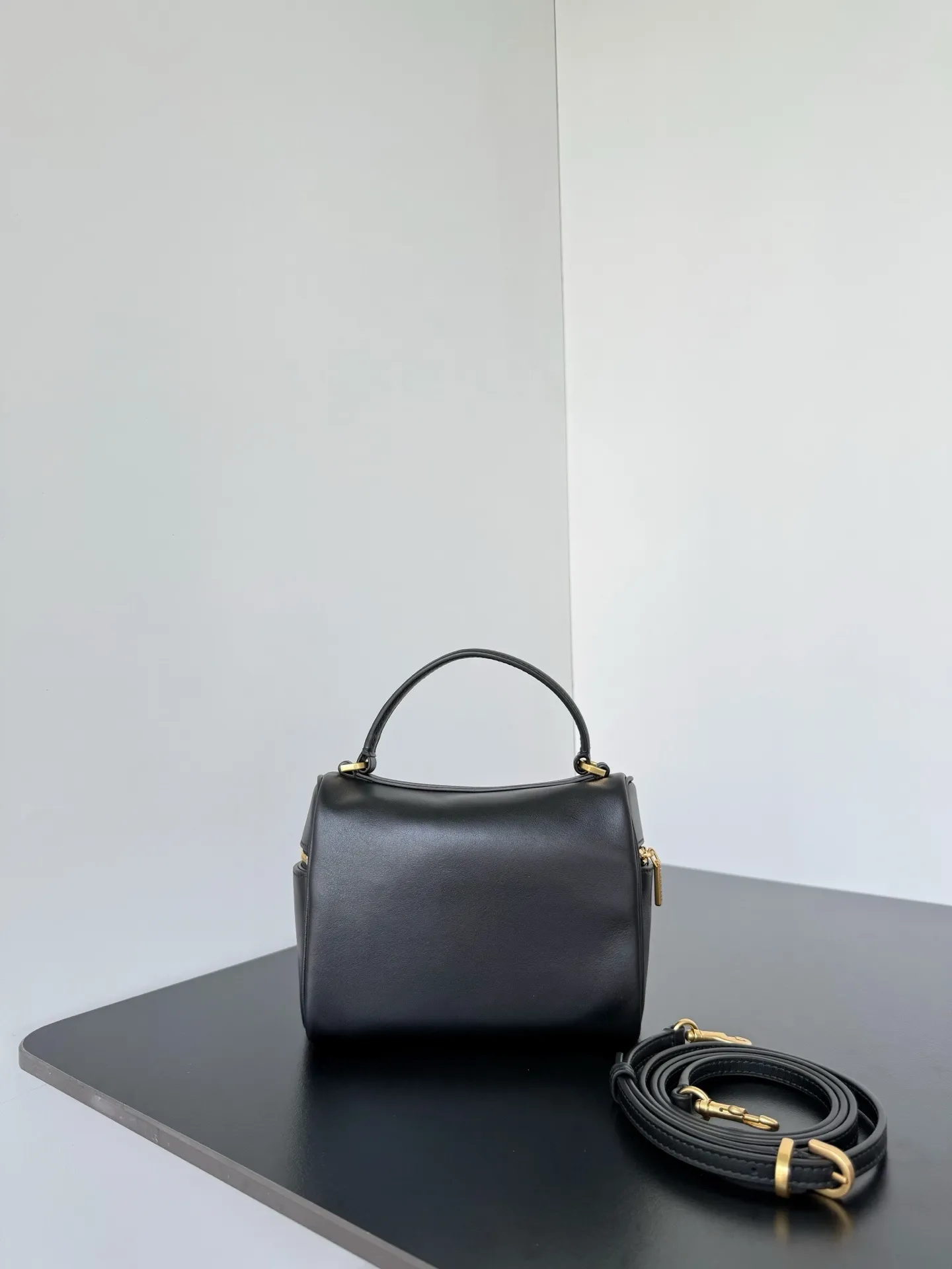 All Categories Balenciaga Women's Bags (Balenciaga) Balenciaga 1812