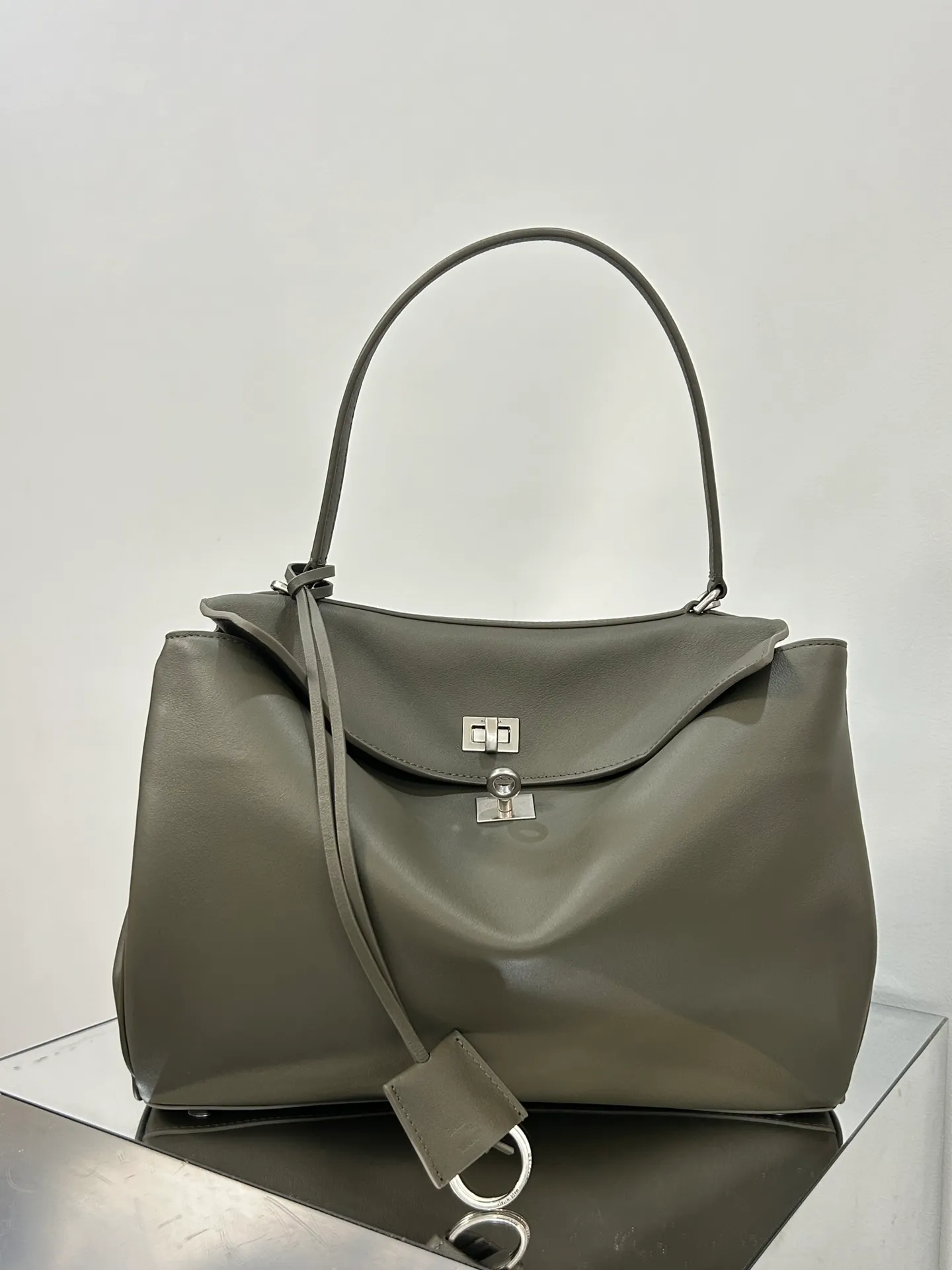 All Categories Balenciaga Women's Bags (Balenciaga) Balenciaga 0310