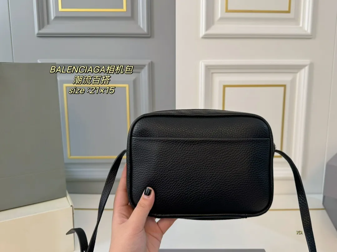 All Categories Official Website "Brand Women's Bags" Women's Bags 💙 BALENCIAGA 2024 Official Website New Balenciaga Crossbody Bag