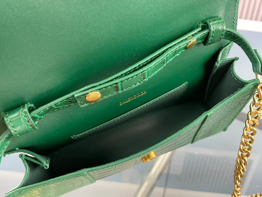 All categories Official website "Brand Women's Bags" Women's Bags 💙 BALENCIAGA 2023 latest Balenciaga crossbody bag