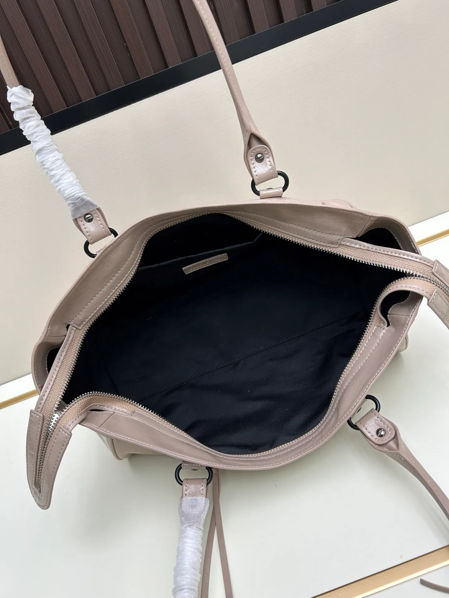 All Categories Balenciaga Women's Bags (Balenciaga) Balenciaga 398