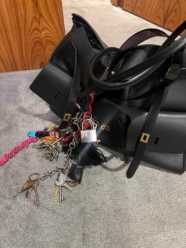 All categories Balenciaga Women's Bags (Balenciaga) Balenciaga 2528