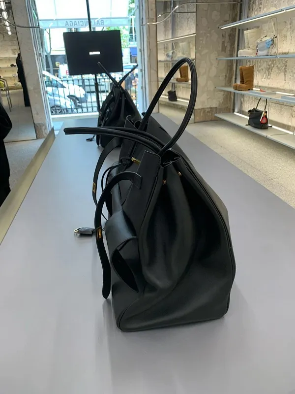 All categories Balenciaga Women's Bags (Balenciaga) Balenciaga 2528