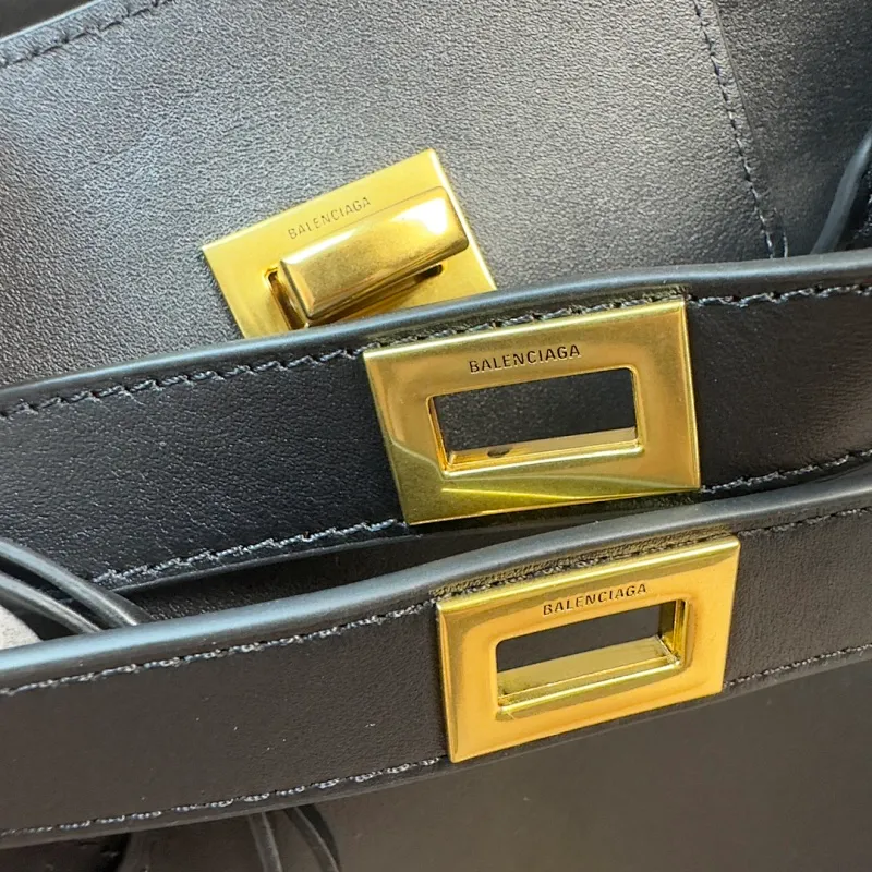 All categories Balenciaga Women's Bags (Balenciaga) Balenciaga 2528