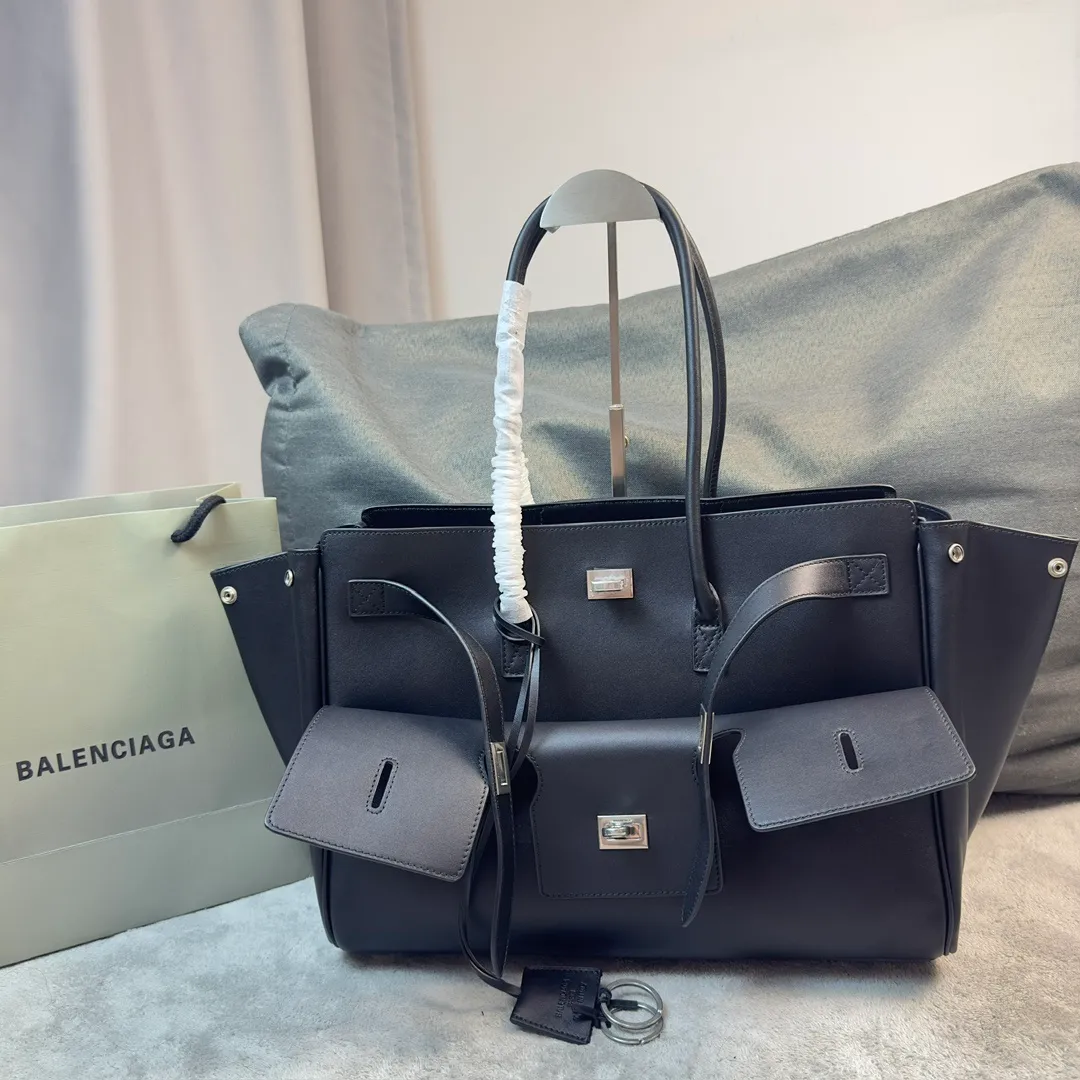 All categories Balenciaga Women's Bags (Balenciaga) Balenciaga 2528