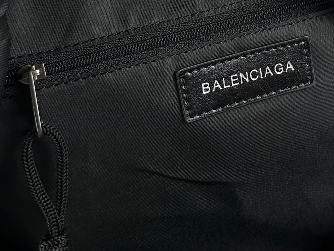 All categories Balenciaga Women's Bags (Balenciaga) Balenciaga 180405