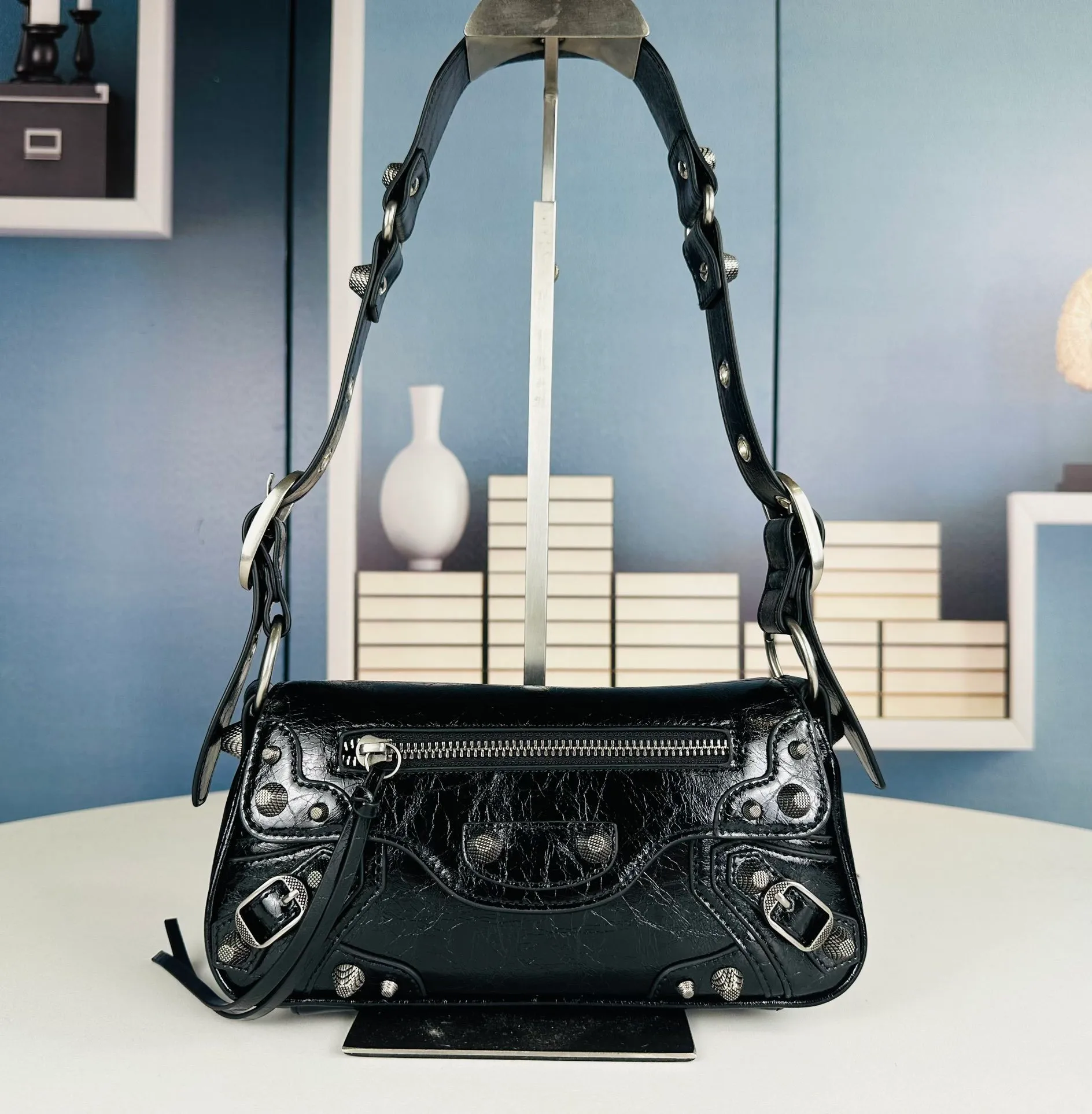 All Categories Balenciaga Women's Bags (Balenciaga) Balenciaga 6701