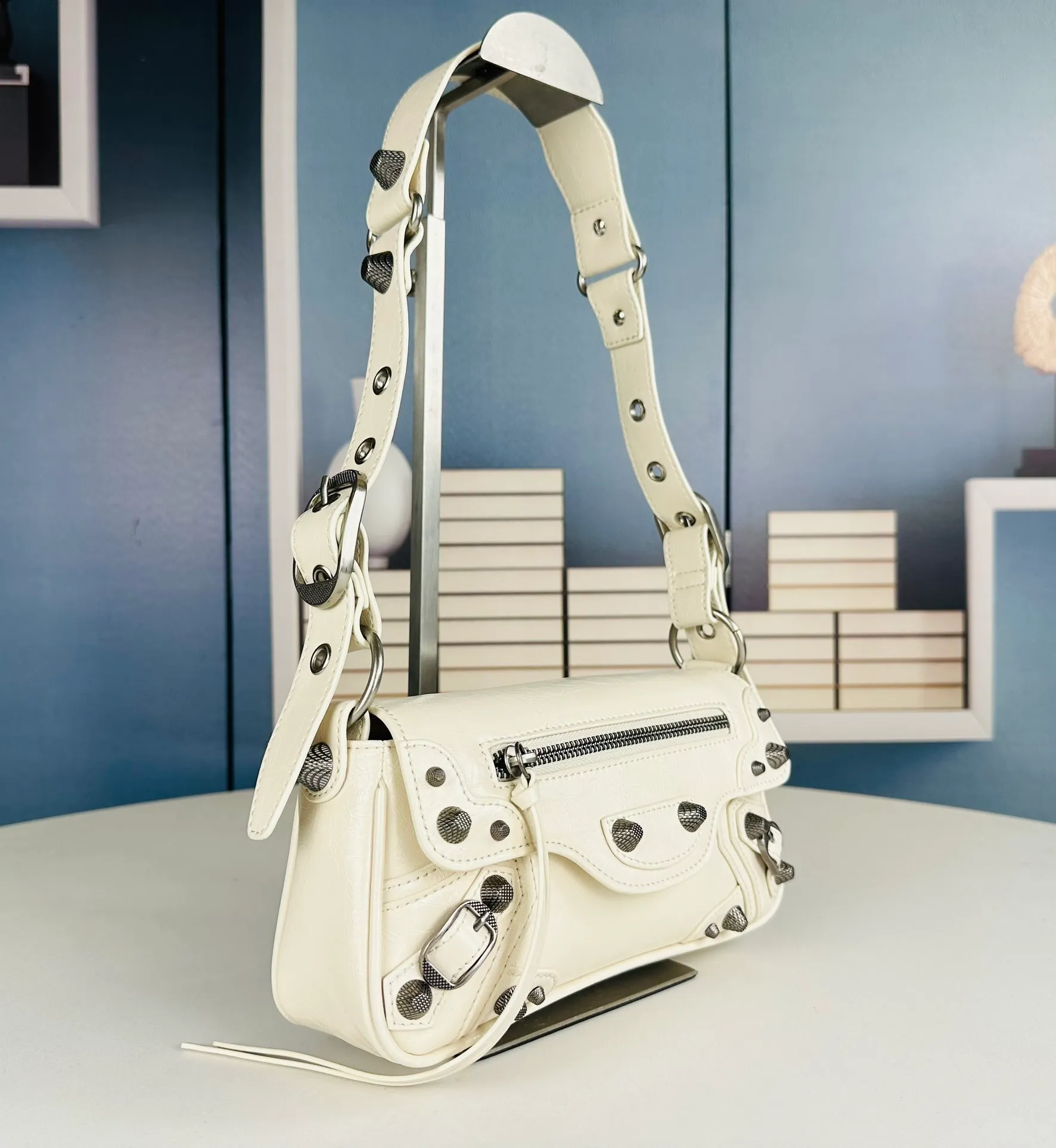 All Categories Balenciaga Women's Bags (Balenciaga) Balenciaga 6701