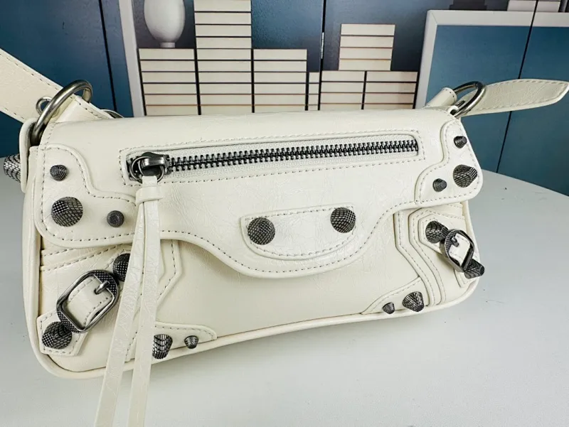 All Categories Balenciaga Women's Bags (Balenciaga) Balenciaga 6701