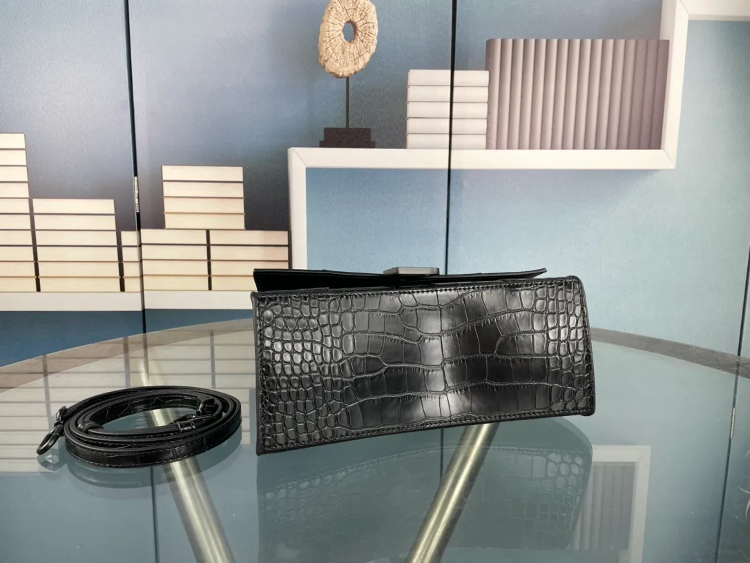 All Categories Official Website "Brand Women's Bags" Women's Bags 💙 BALENCIAGA 2023 latest Balenciaga hourglass bag