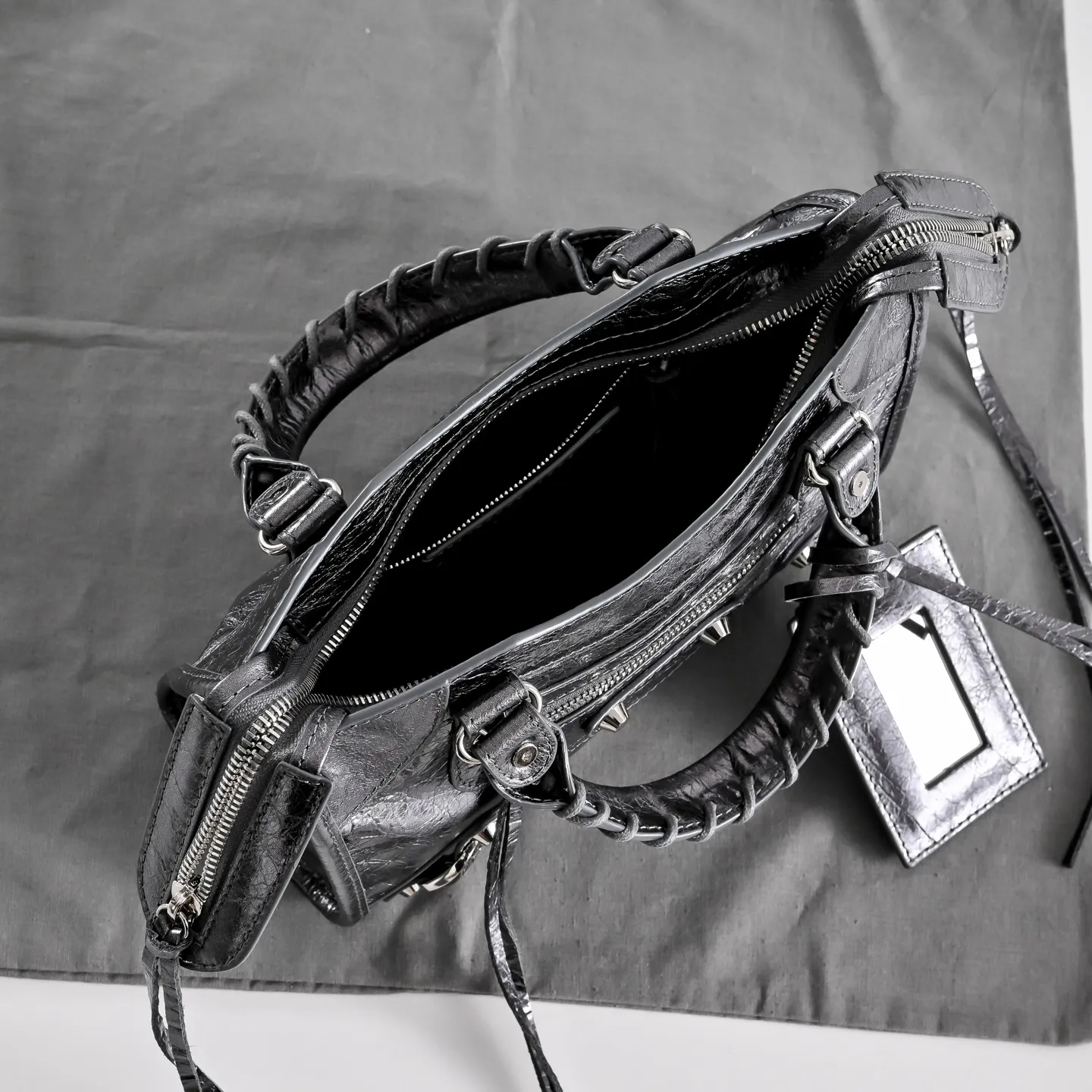 All Categories Balenciaga Women's Bags (Balenciaga) Balenciaga 2424