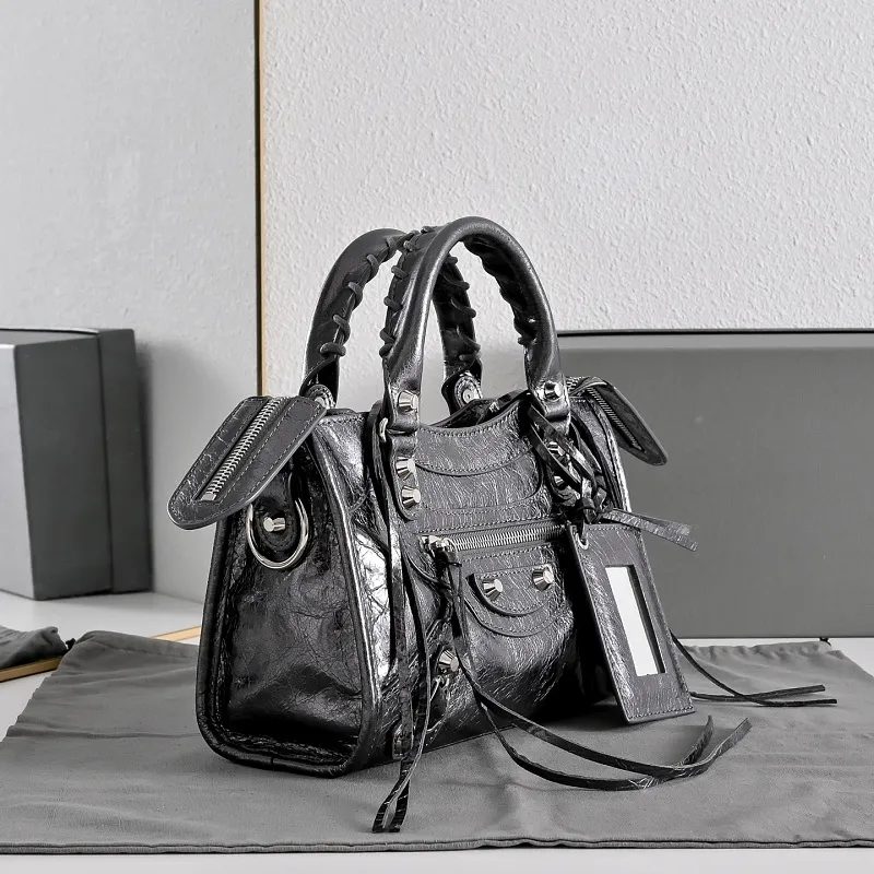 All Categories Balenciaga Women's Bags (Balenciaga) Balenciaga 2424