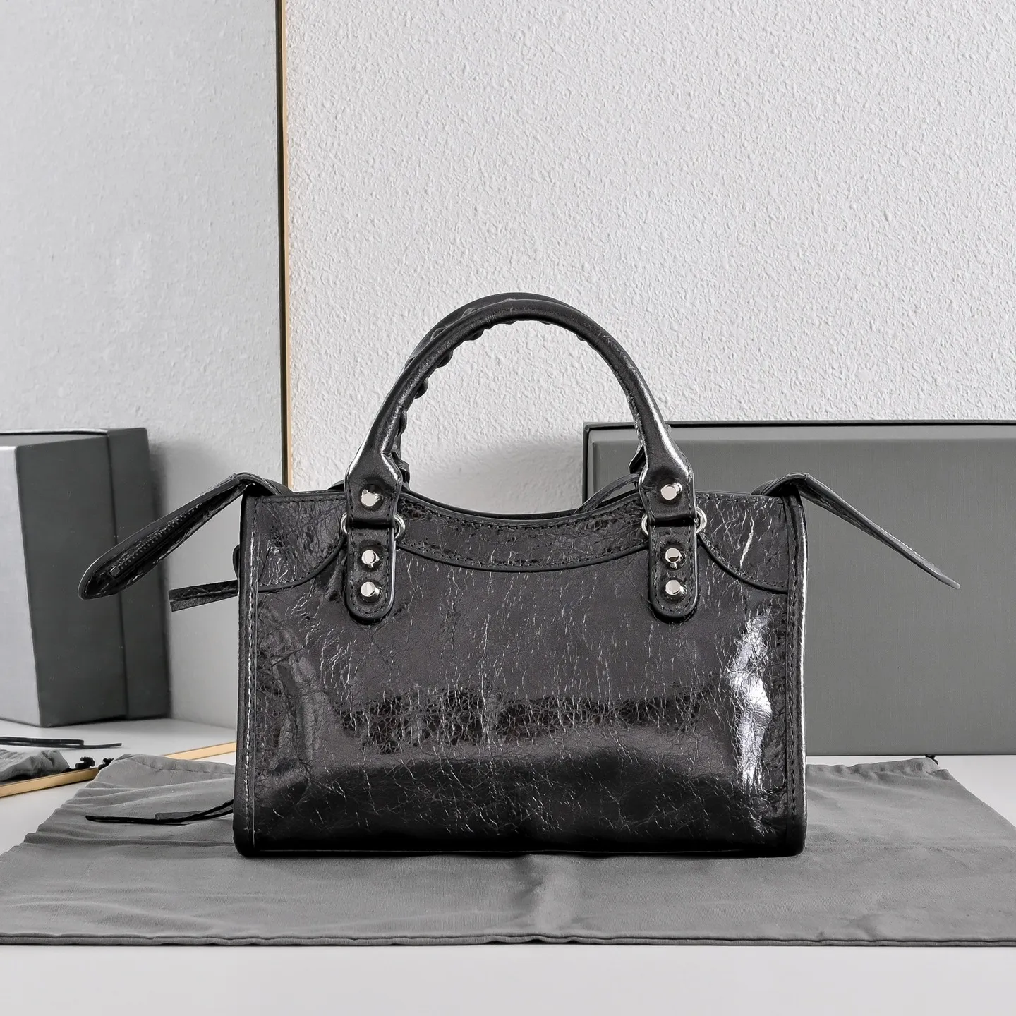 All Categories Balenciaga Women's Bags (Balenciaga) Balenciaga 2424