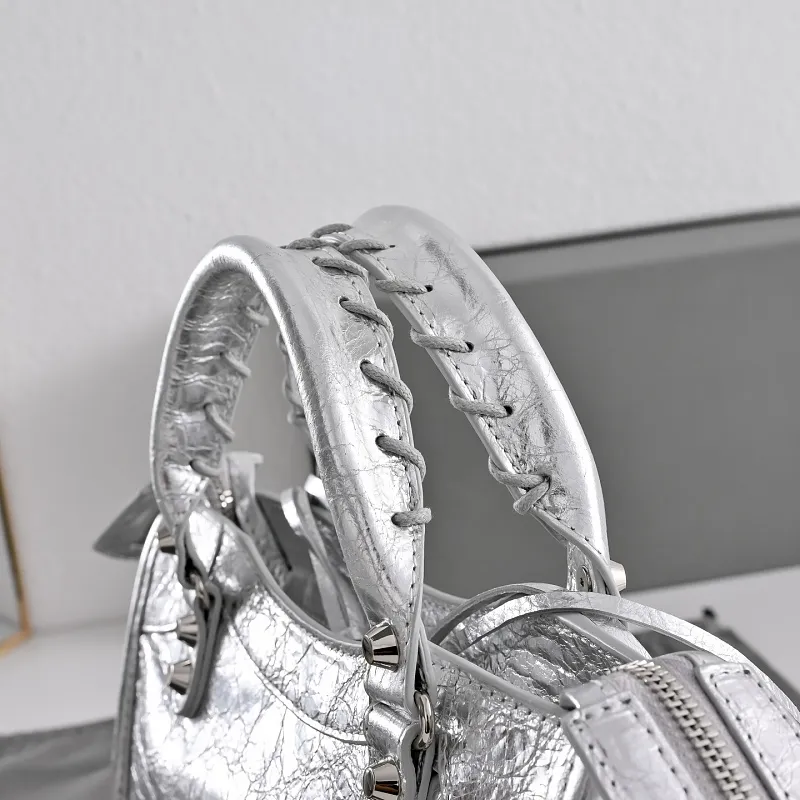 All Categories Balenciaga Women's Bags (Balenciaga) Balenciaga 2424
