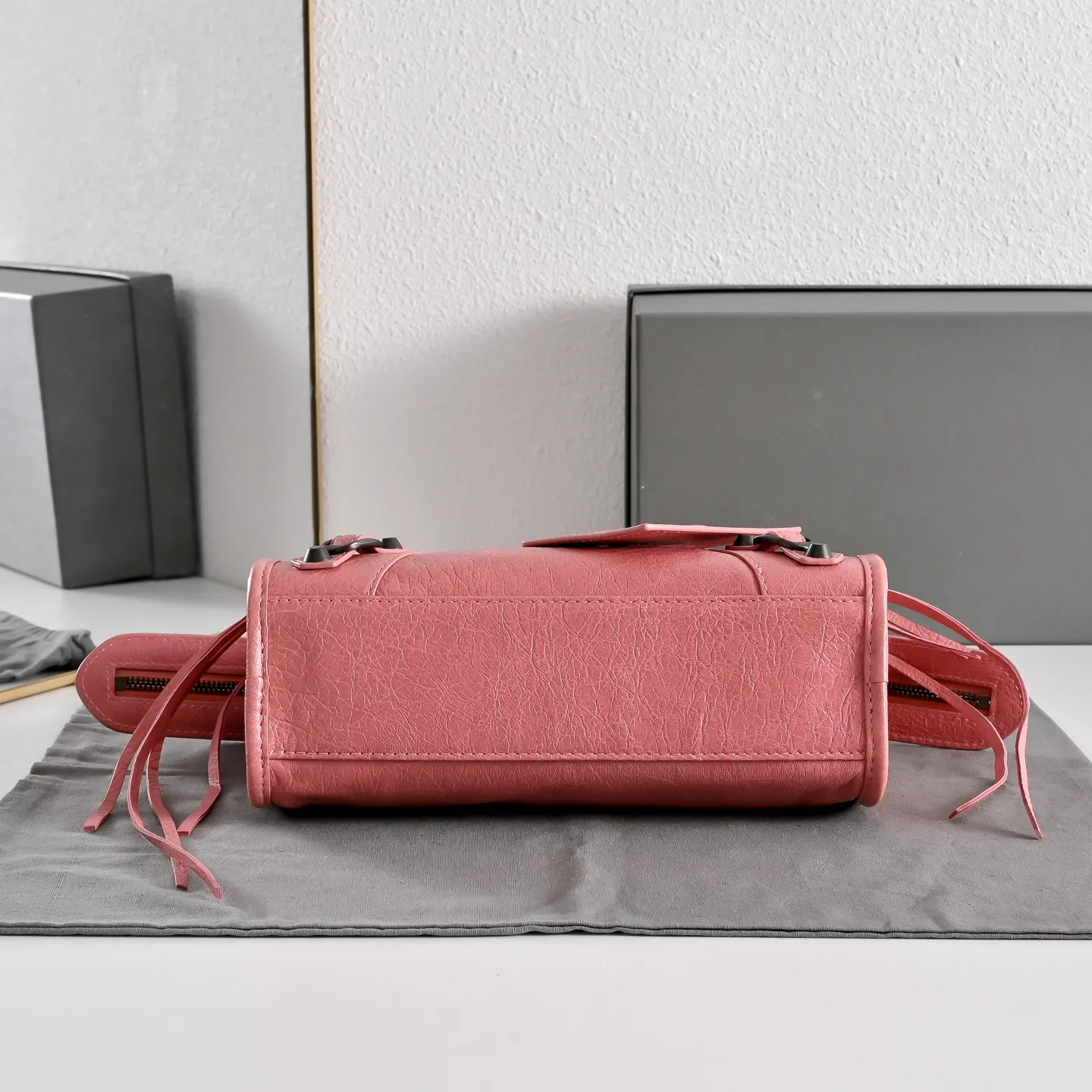 All Categories Balenciaga Women's Bags (Balenciaga) Balenciaga 2424
