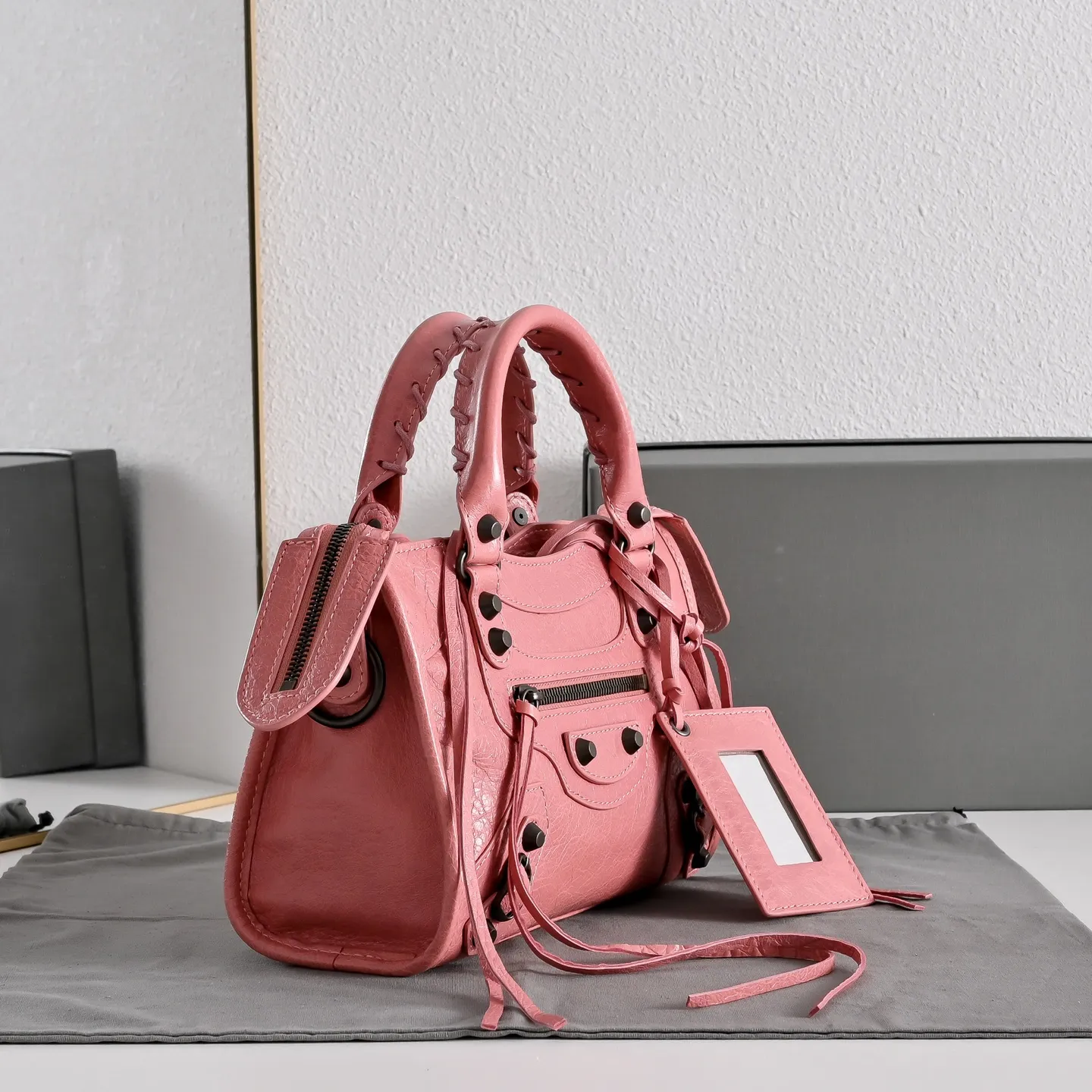 All Categories Balenciaga Women's Bags (Balenciaga) Balenciaga 2424
