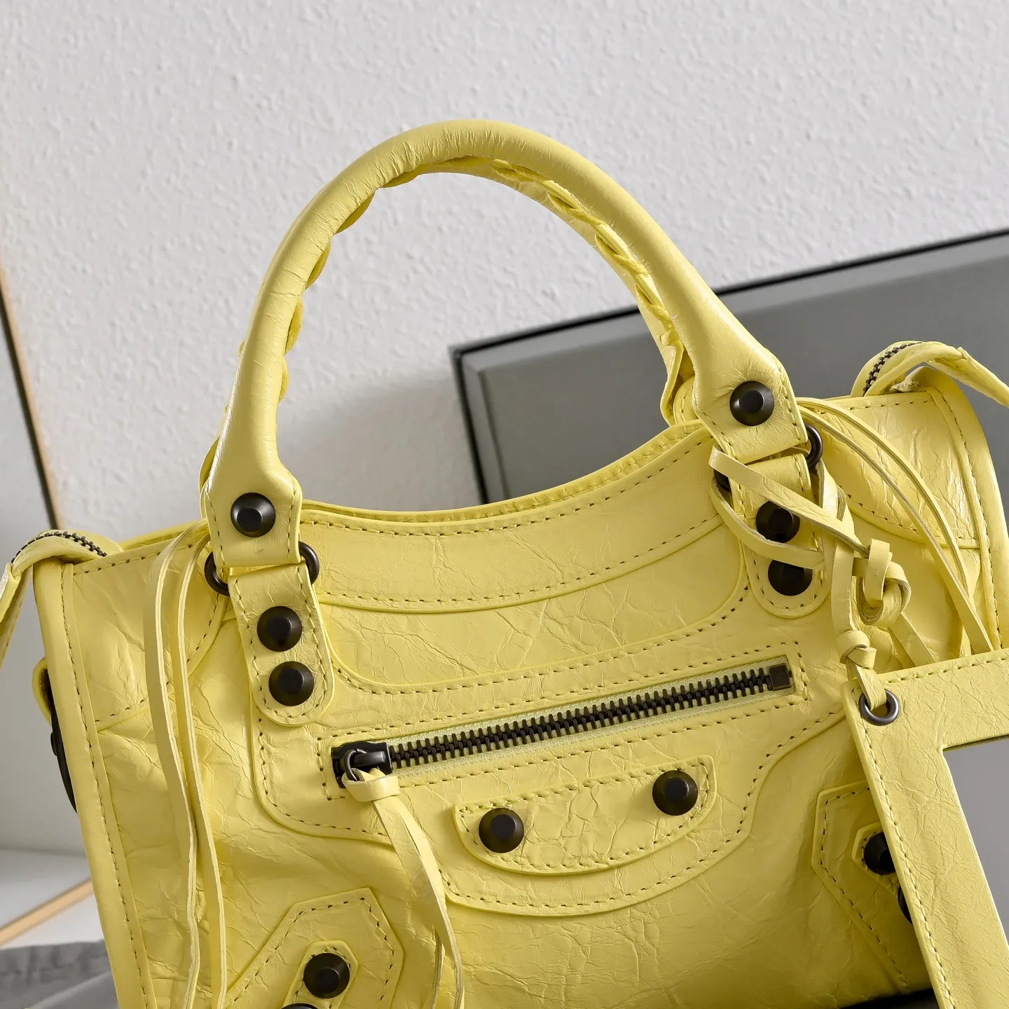 All Categories Balenciaga Women's Bags (Balenciaga) Balenciaga 2424