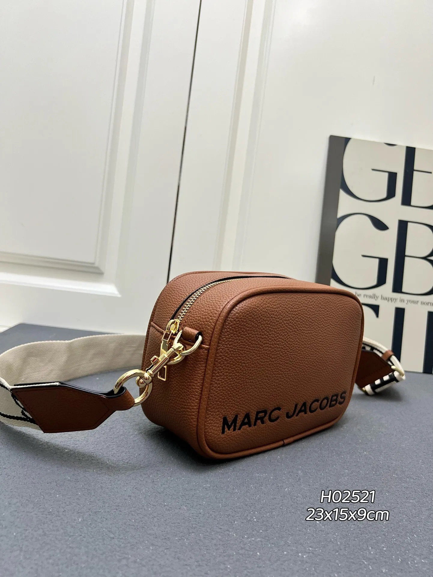 All Categories Official Website "Brand Women's Bags" Women's Bags 💙 BALENCIAGA 2025 New Balenciaga Crossbody Bag