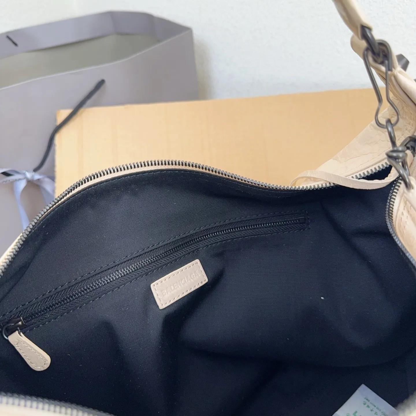 All Categories Balenciaga Women's Bags (Balenciaga) Balenciaga Original Order 2192