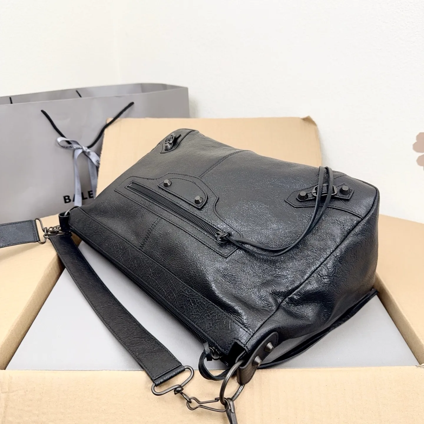 All Categories Balenciaga Women's Bags (Balenciaga) Balenciaga Original Order 2192