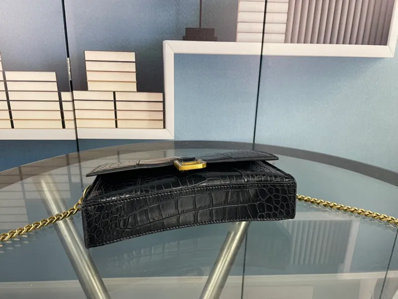 All categories Official website "Brand Women's Bags" Women's Bags 💙 BALENCIAGA 2023 latest Balenciaga crossbody bag