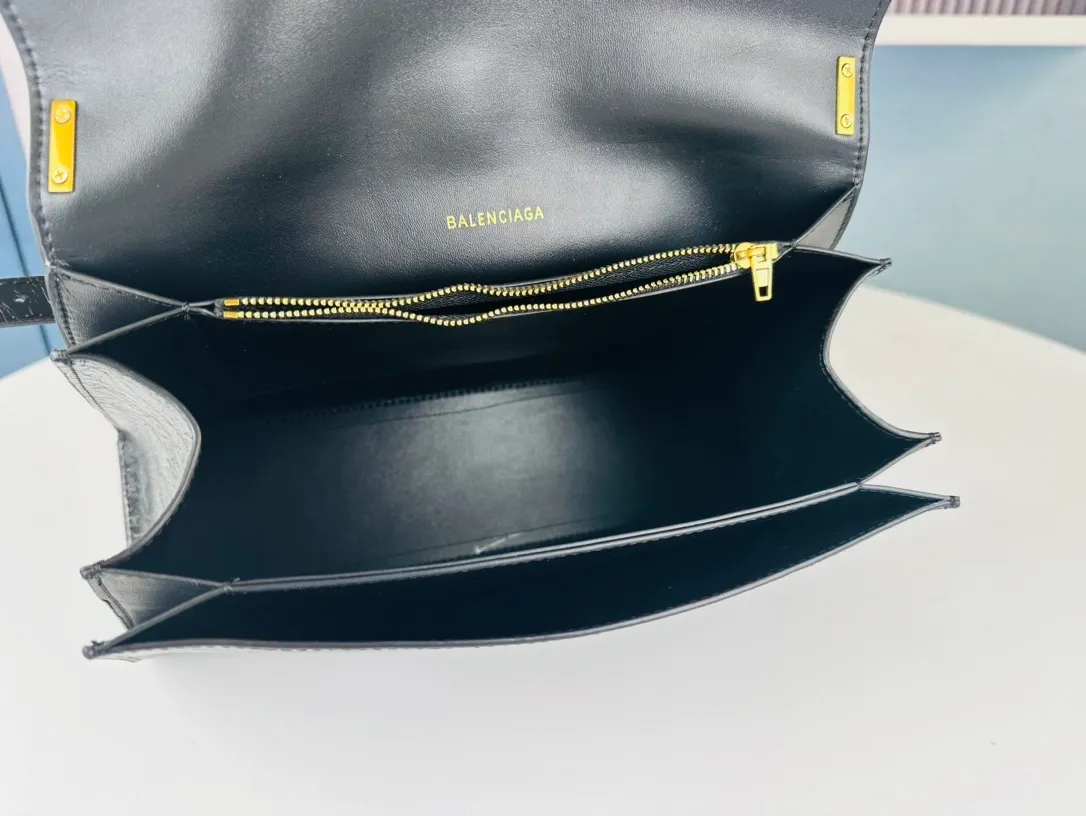 All Categories Balenciaga Women's Bags (Balenciaga) Balenciaga 9005