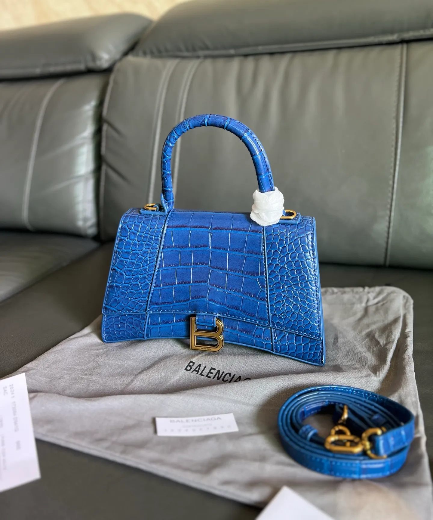 All Categories Official Website "Brand Women's Bags" Women's Bags 💙 BALENCIAGA 2026 New BALENCIAGA Crocodile Pattern Buckle Hourglass Bag