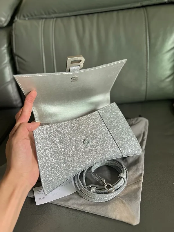 All Categories Official Website "Brand Women's Bags" Women's Bags 💙 BALENCIAGA 2026 New BALENCIAGA Crocodile Pattern Buckle Hourglass Bag