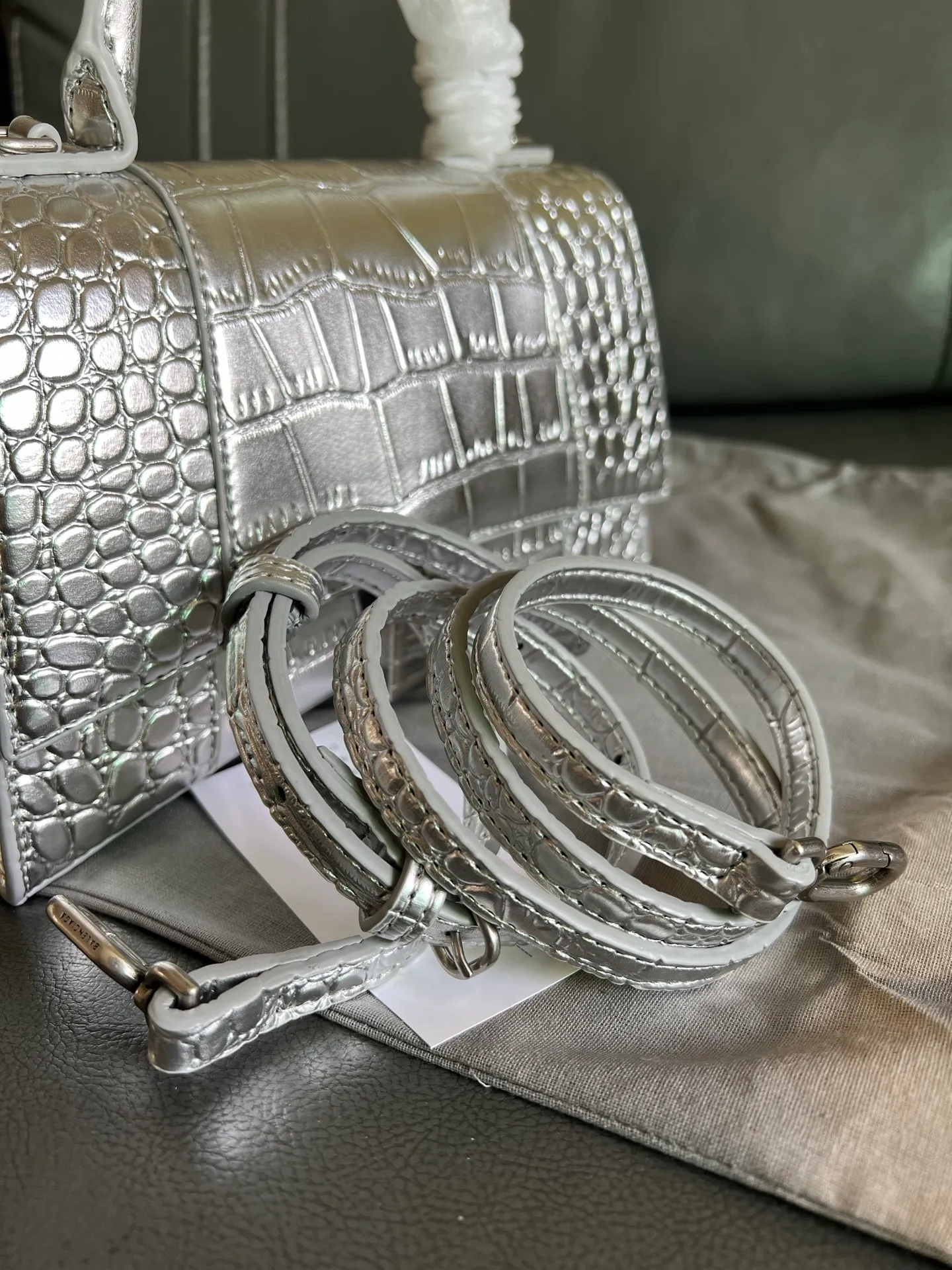 All Categories Official Website "Brand Women's Bags" Women's Bags 💙 BALENCIAGA 2026 New BALENCIAGA Crocodile Pattern Buckle Hourglass Bag