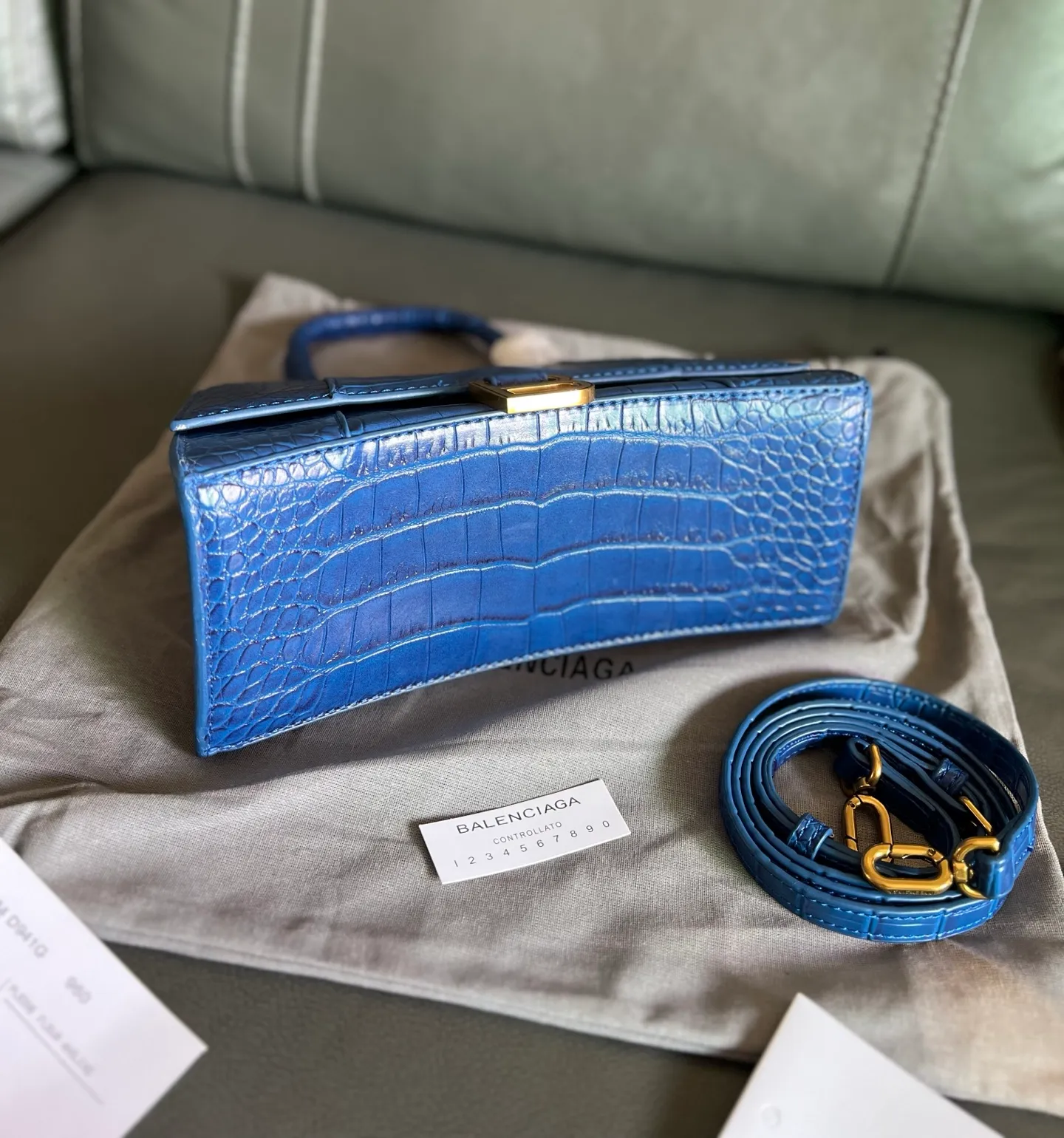 All Categories Official Website "Brand Women's Bags" Women's Bags 💙 BALENCIAGA 2026 New BALENCIAGA Crocodile Pattern Buckle Hourglass Bag