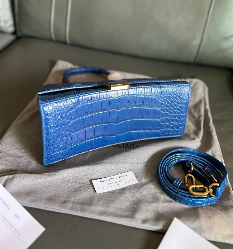 All Categories Official Website "Brand Women's Bags" Women's Bags 💙 BALENCIAGA 2026 New BALENCIAGA Crocodile Pattern Buckle Hourglass Bag