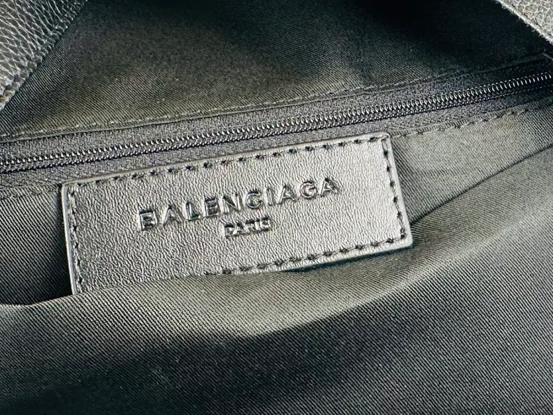 All categories Balenciaga Women's Bags (Balenciaga) Balenciaga 180105