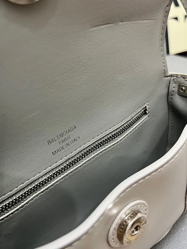 All Categories Official Website "Brand Women's Bags" Women's Bags 💙 BALENCIAGA 2025 New Balenciaga Crossbody Bag