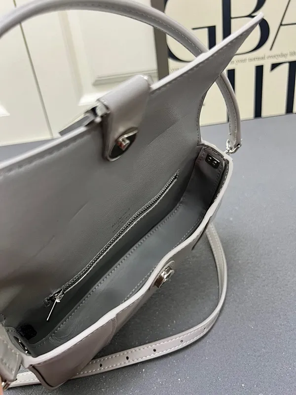 All Categories Official Website "Brand Women's Bags" Women's Bags 💙 BALENCIAGA 2025 New Balenciaga Crossbody Bag