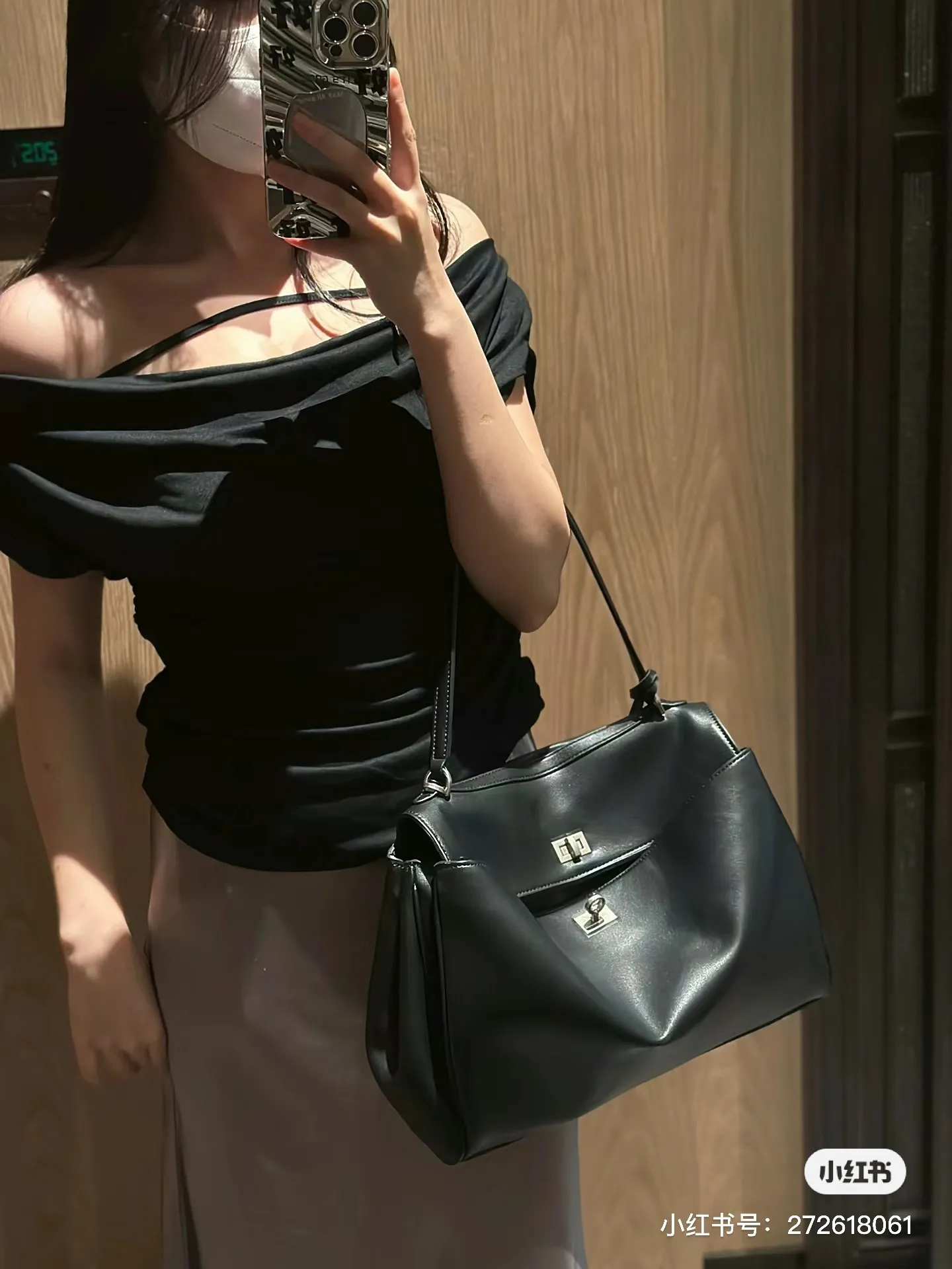 All Categories Balenciaga Women's Bags (Balenciaga) Balenciaga 352
