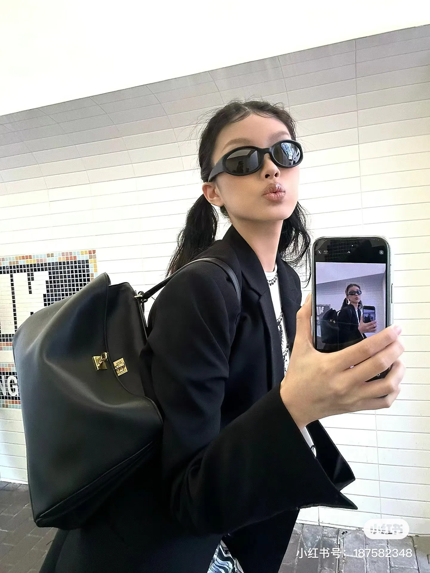 All Categories Balenciaga Women's Bags (Balenciaga) Balenciaga 352