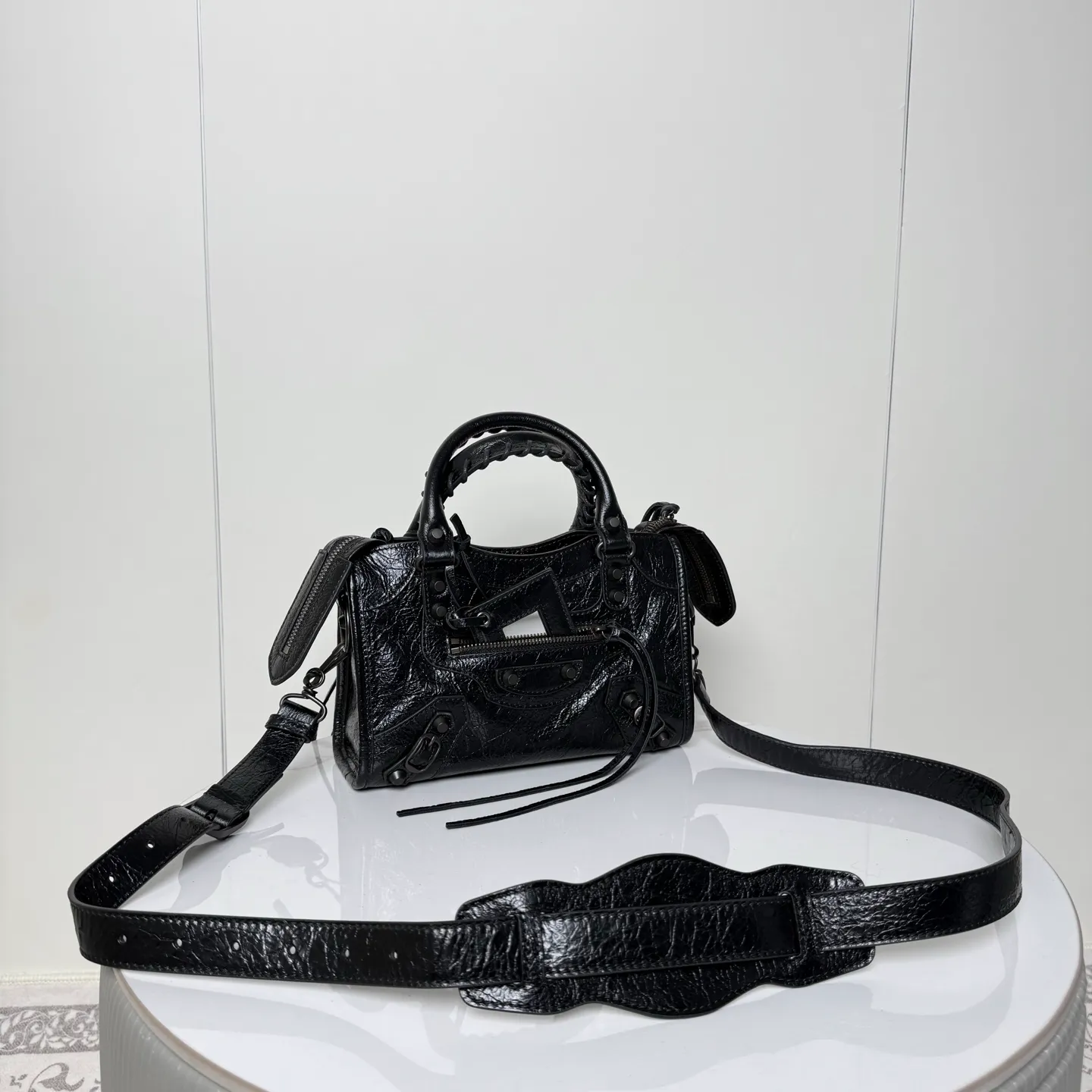 All Categories Balenciaga Women's Bags (Balenciaga) Balenciaga Original Order 188108 Mini