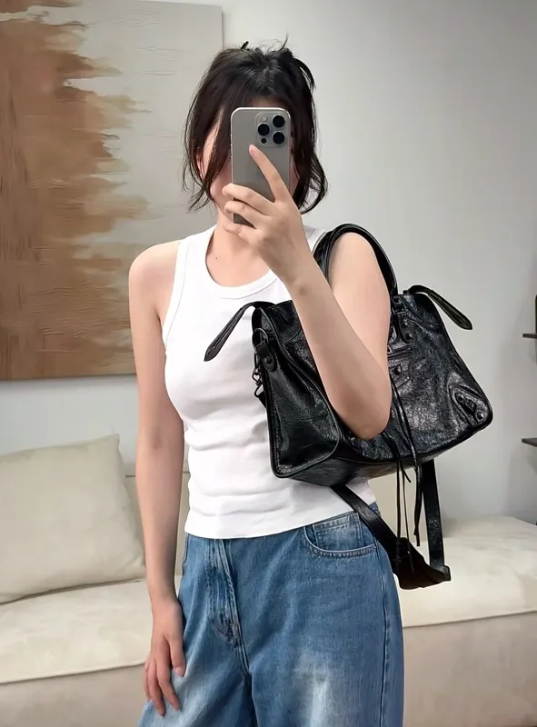 All Categories Balenciaga Women's Bags (Balenciaga) Balenciaga Original Order 188108 Mini