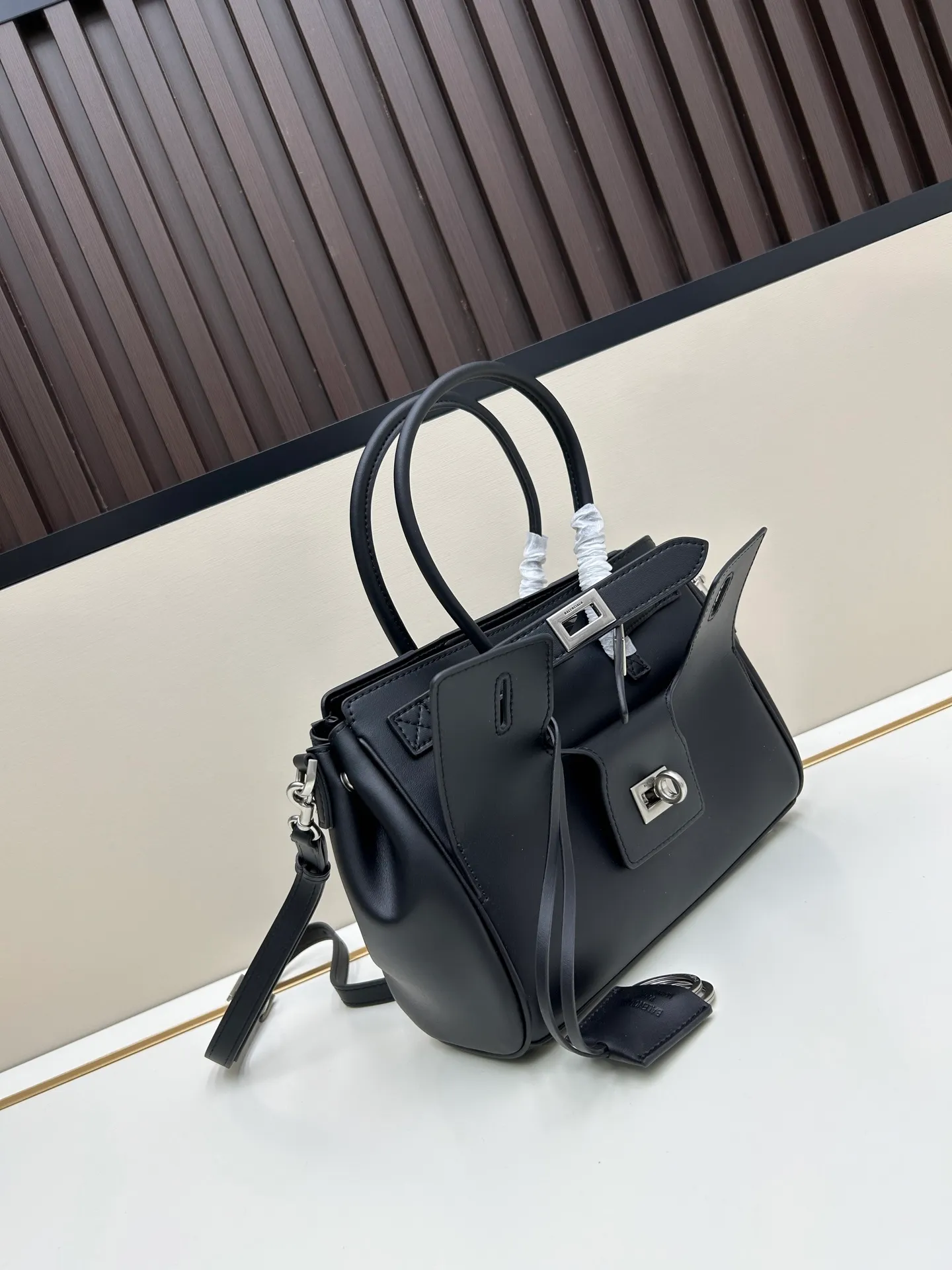 All categories Balenciaga Women's Bags (Balenciaga) Balenciaga 804816