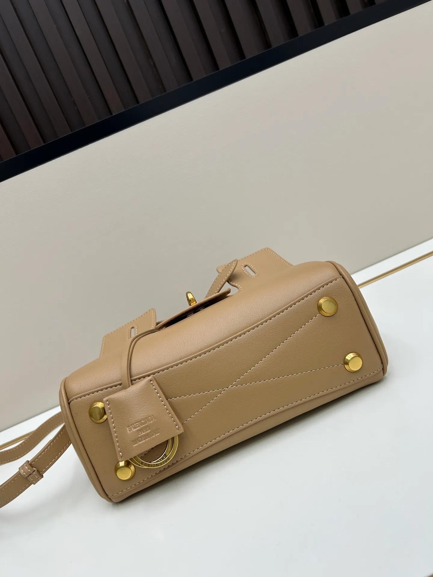 All categories Balenciaga Women's Bags (Balenciaga) Balenciaga 804816